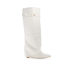  Melina Wedge Boot- White